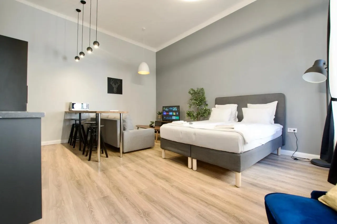 Flatiron Budapest Building - By Hi5 Apartamento